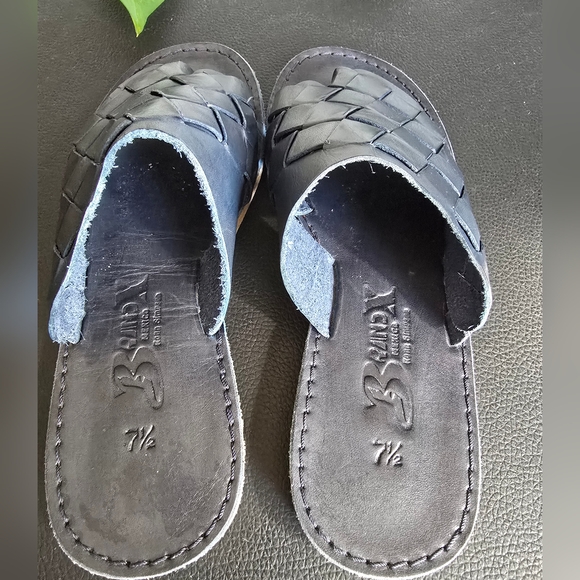 BandX Women's Huraches Sandals - Picture 5 of 7